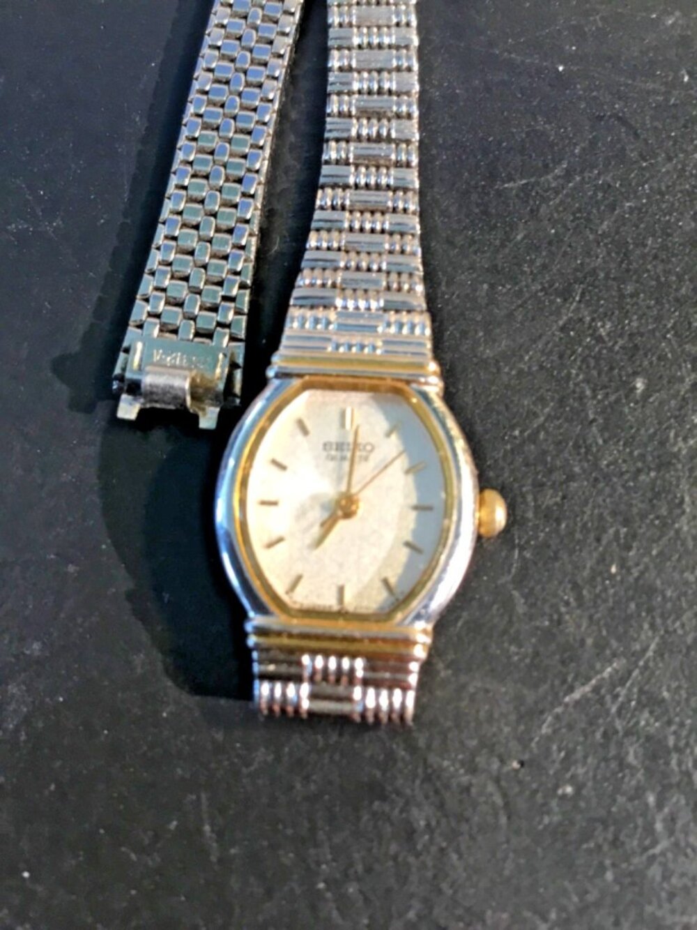Seiko Ladies Watch Lot of 4 – Vintage Quartz/Auto – Parts/Repair - Picture 8 of 13